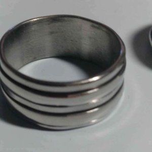 Men's Size 11 and 12 Fashionable Silver finish Band Ring